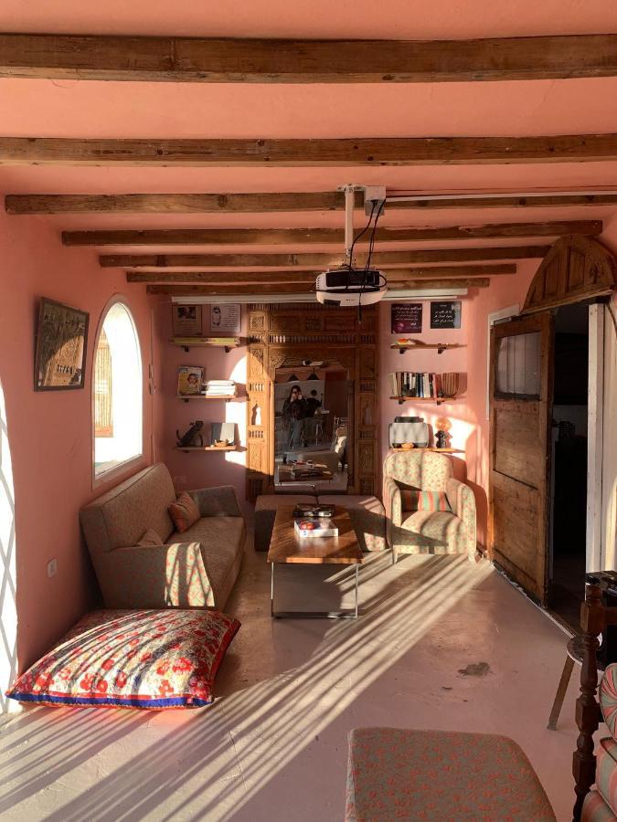 Cheeky Monkey Hotel Ghar el-Melh Екстериор снимка